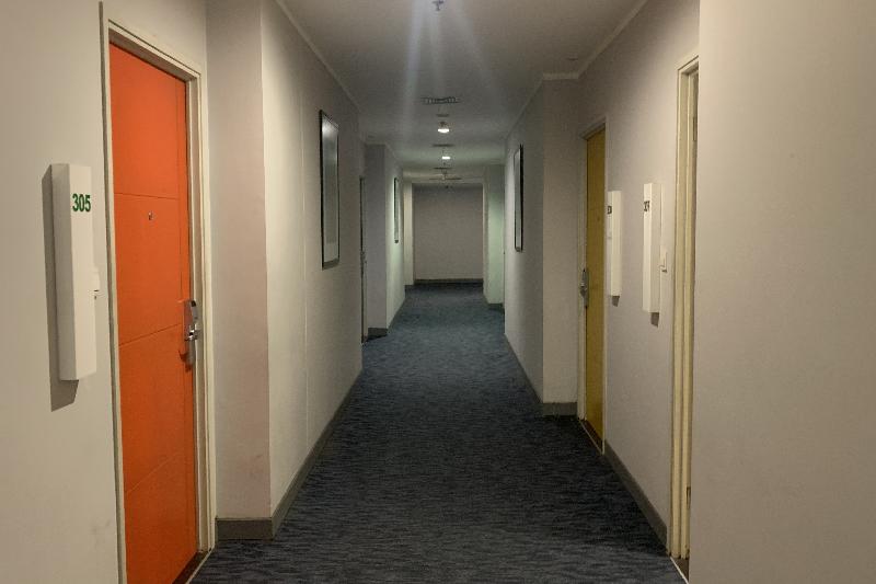 בית מלון כפרי Glodok Plaza