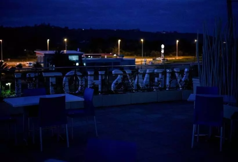 Views Boutique Hotel & Spa