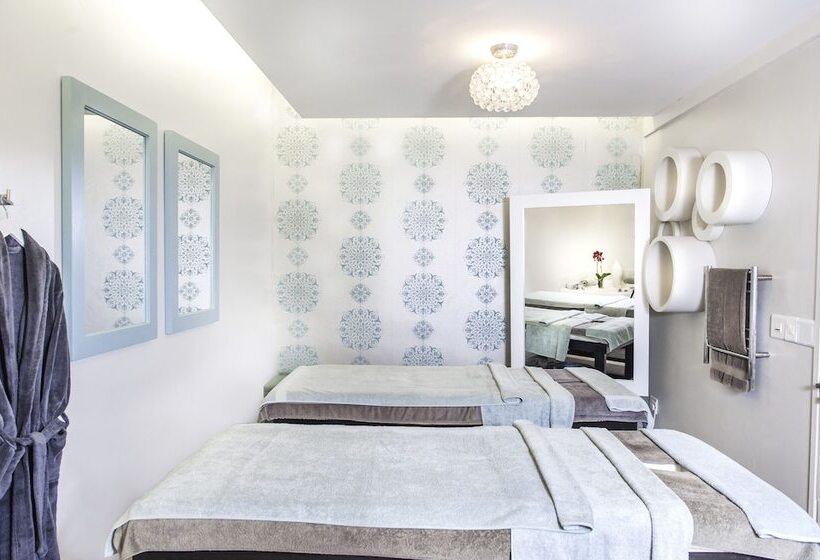 Views Boutique Hotel & Spa