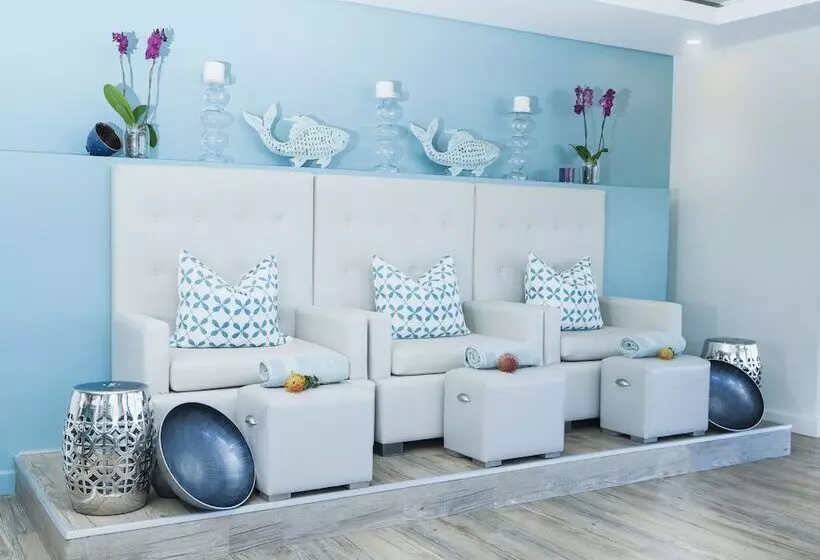 Views Boutique Hotel & Spa