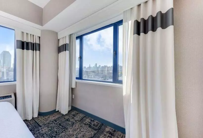 Vista Lic Hotel, Premier Collection By Best Western