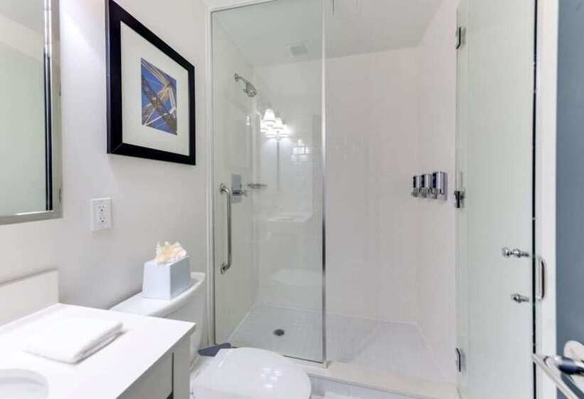 Vista Lic Hotel, Premier Collection By Best Western