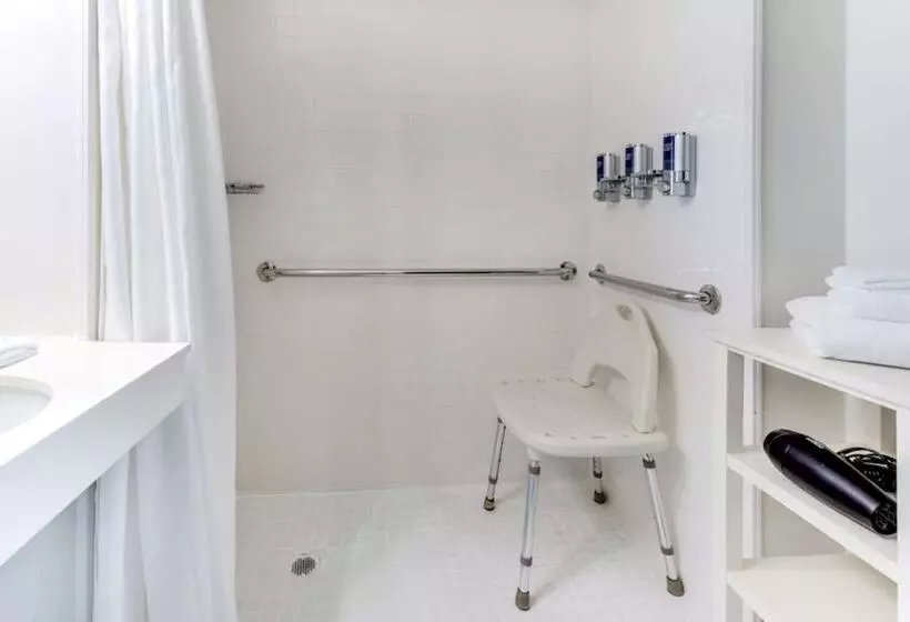 Vista Lic Hotel, Premier Collection By Best Western