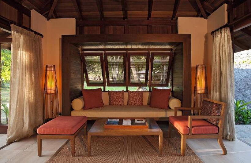 リゾートホテル Constance Ephelia