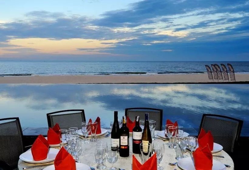 Unique Mui Ne Resort & Spa