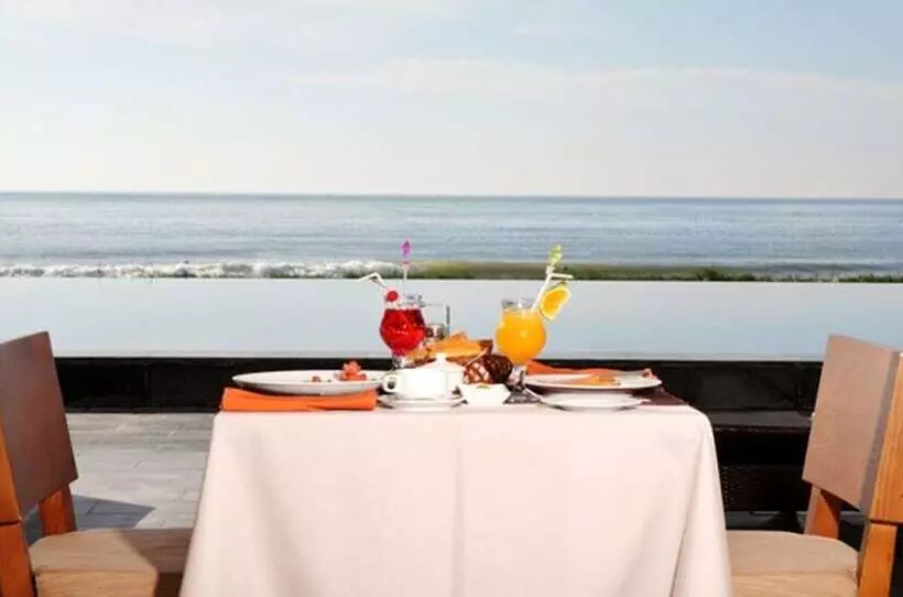 Unique Mui Ne Resort & Spa