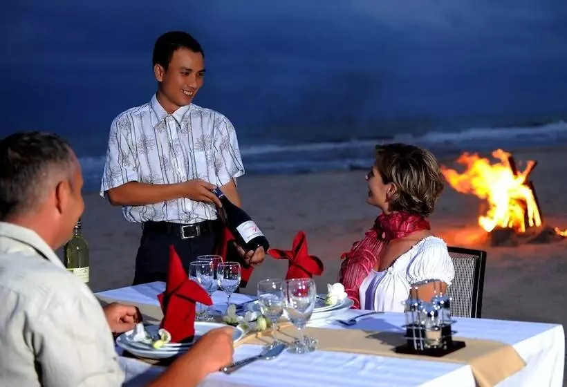 Unique Mui Ne Resort & Spa