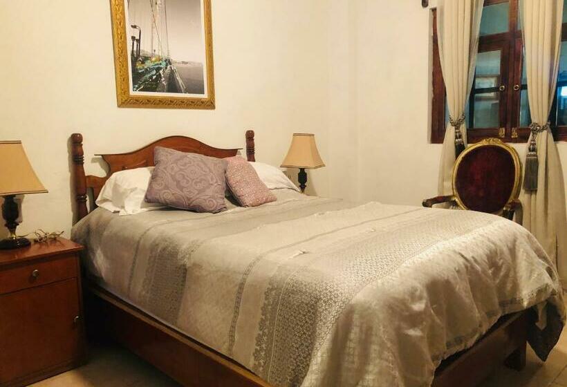 Szálló El Capricho By Rotamundos