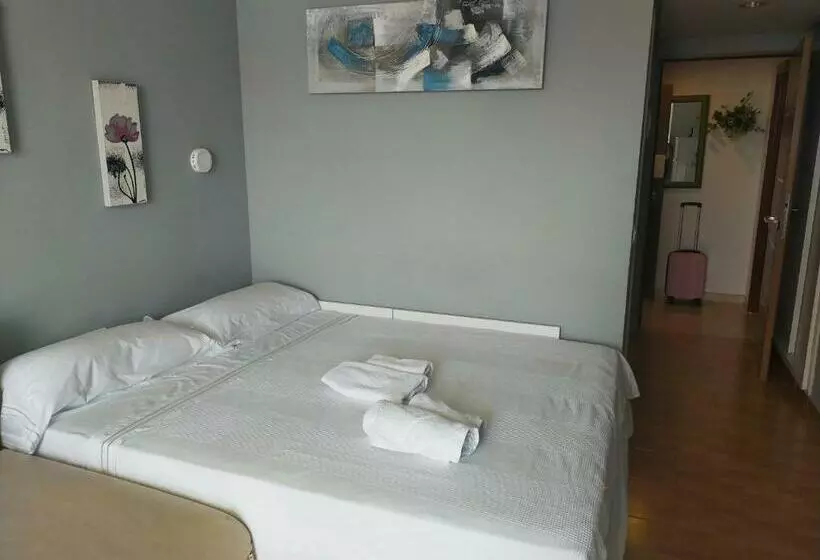 Aamiaismajoitus (B&B) Benalmadena ,apartamento Estudio Primera Línea De Playa