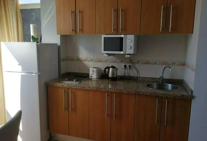 Aamiaismajoitus (B&B) Benalmadena ,apartamento Estudio Primera Línea De Playa