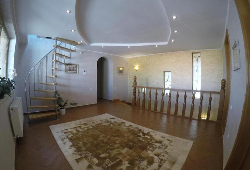 تختخواب و صبحانه Casa Edwin