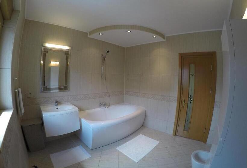 تختخواب و صبحانه Casa Edwin