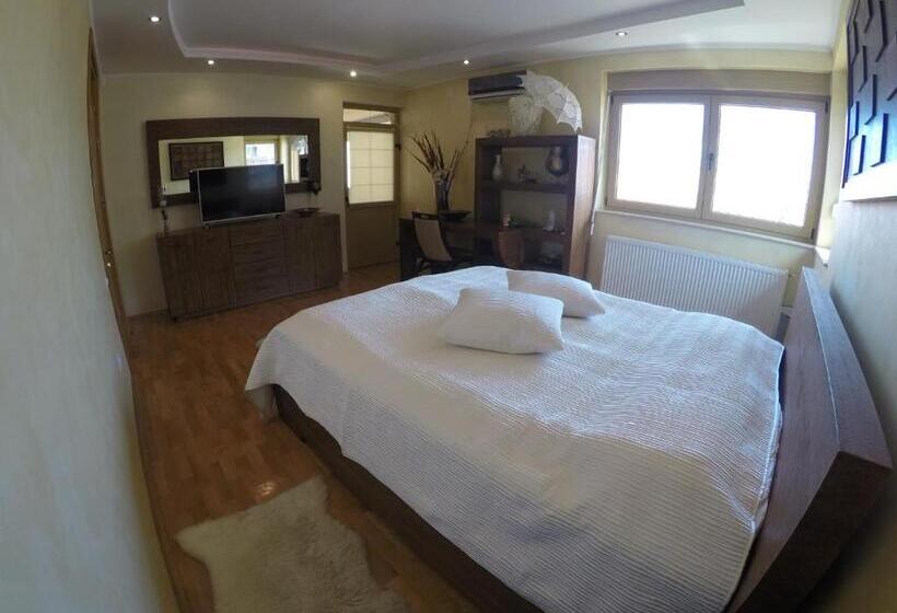 تختخواب و صبحانه Casa Edwin