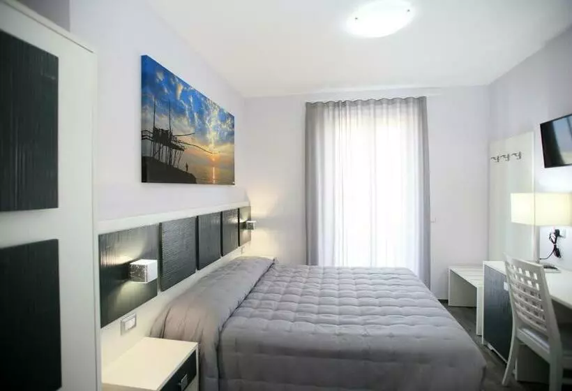 تختخواب و صبحانه Green Door