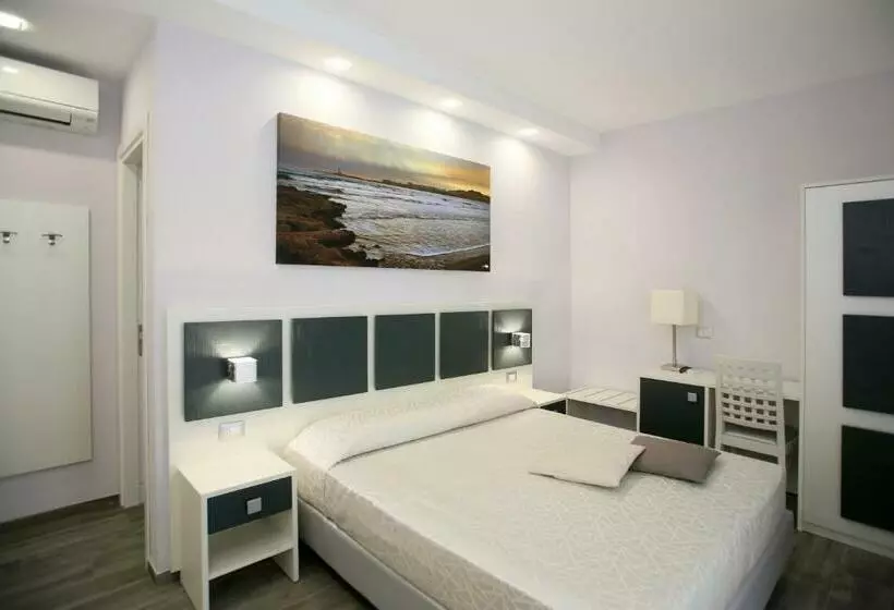 تختخواب و صبحانه Green Door