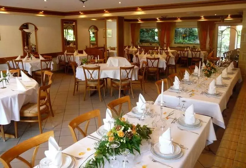 Hotelli Gasthof Waldeslust