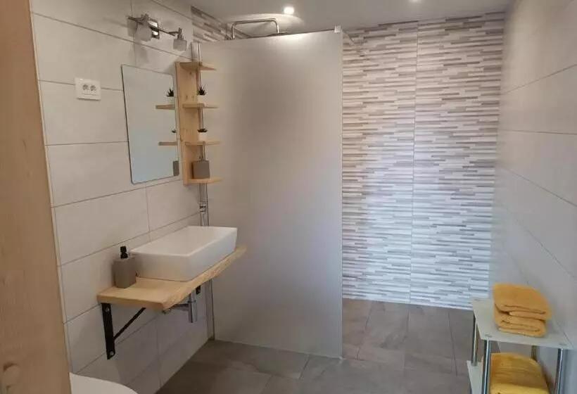 پانسیون Apartmaji Hodak