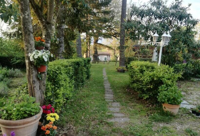 Пансион La Quercia Di Aorivola