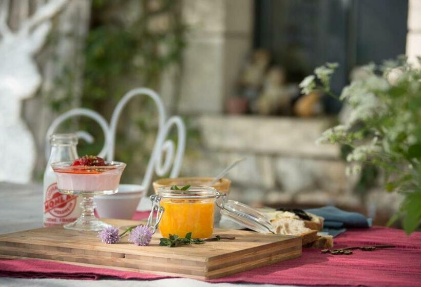 بنسيون Le Fleuraguet