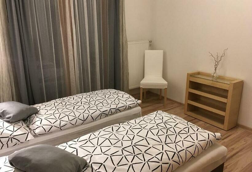 Majatalo Penzion Svatava