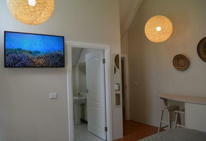 بنسيون The Lyme House