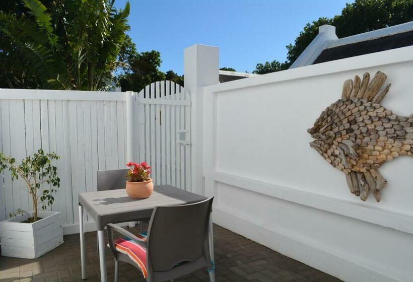 بنسيون The Lyme House