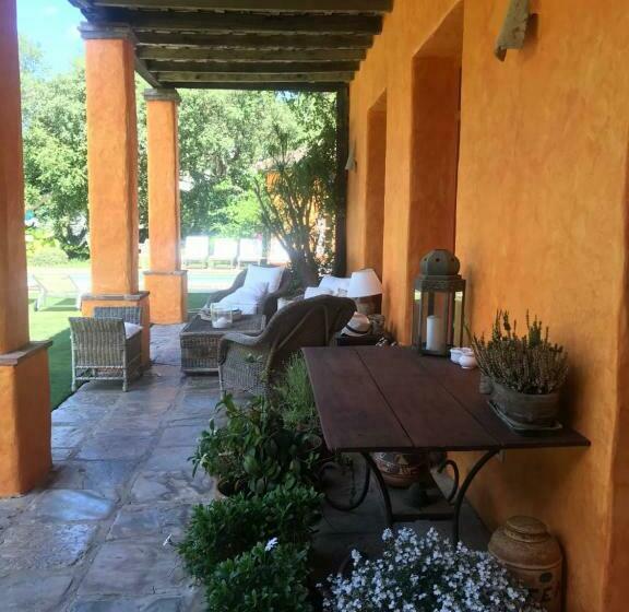 ベッドアンドブレックファースト La Dulcinea