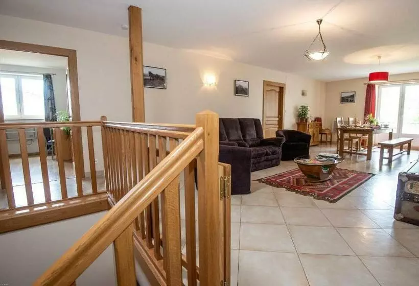 Aamiaismajoitus (B&B) La Grange Aux Hirondelles