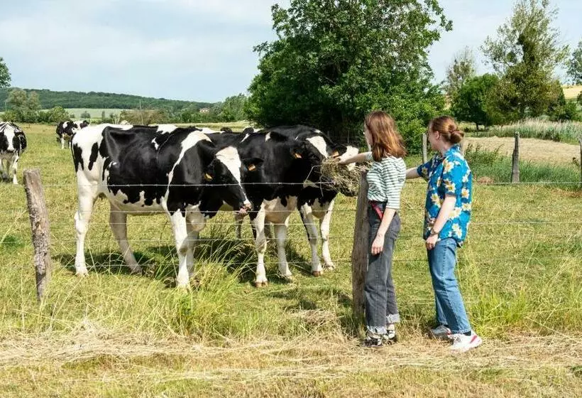 Aamiaismajoitus (B&B) La Grange Aux Hirondelles