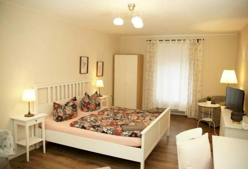 Hotelli Gästehaus Kerber