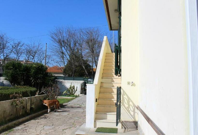 펜션 Casa De Alojamento Local  Queluz De Baixo