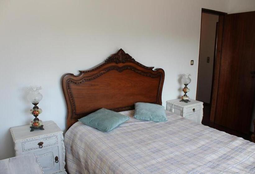 펜션 Casa De Alojamento Local  Queluz De Baixo