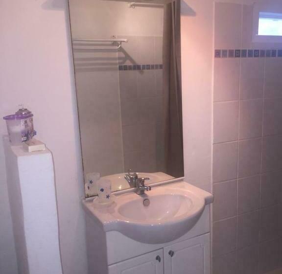 پانسیون Location Bas De Maison