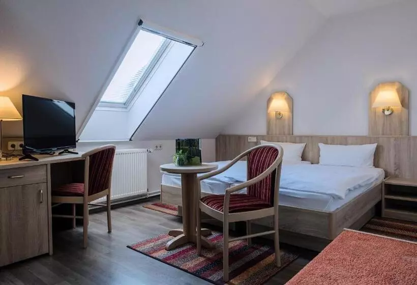 Majatalo Restaurant & Hotel Storchenklause