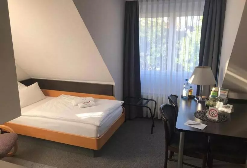 Apartment 47
