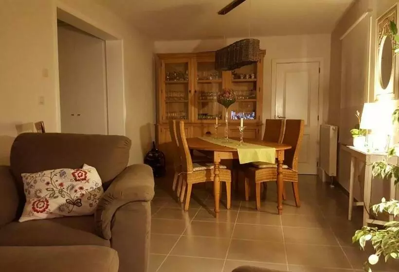 Aamiaismajoitus (B&B) Au Fond Des Rys