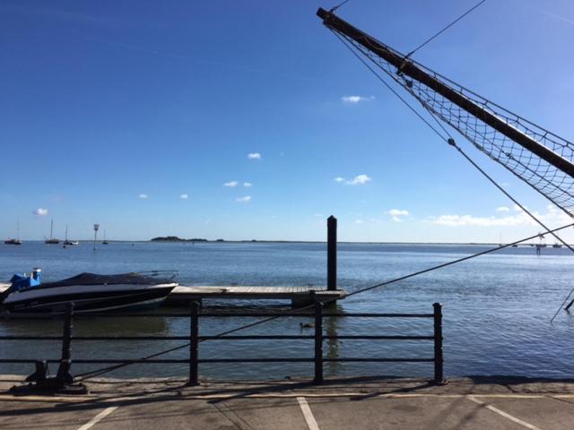 צימר Bang In Wells