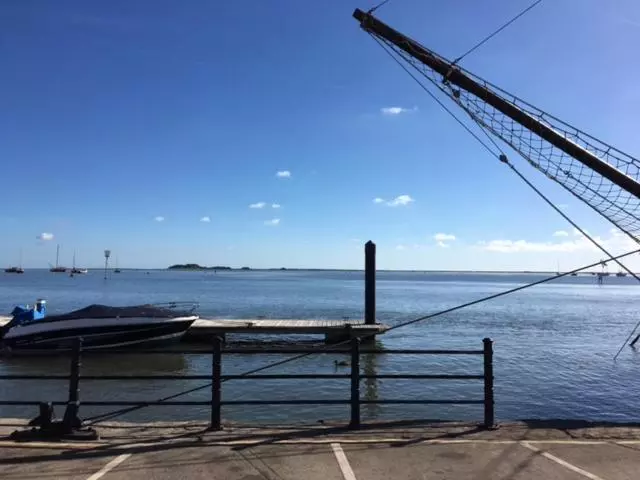 ベッドアンドブレックファースト Bang In Wells