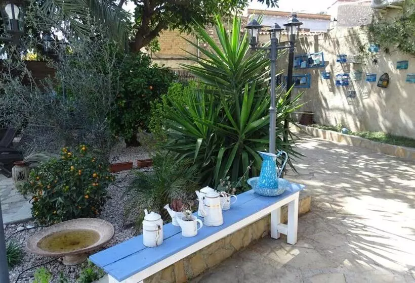 Aamiaismajoitus (B&B) Casa Alestelou