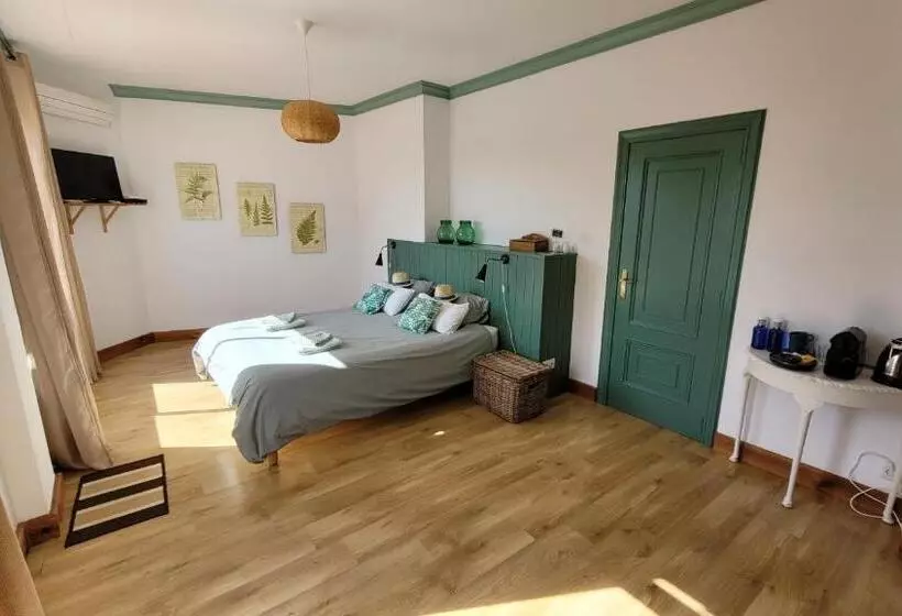 Aamiaismajoitus (B&B) Casa Alestelou