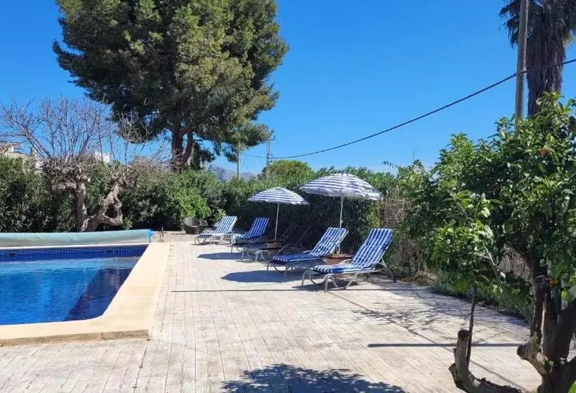 Aamiaismajoitus (B&B) Casa Alestelou