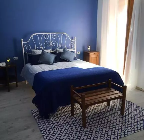 Aamiaismajoitus (B&B) Casa Alestelou