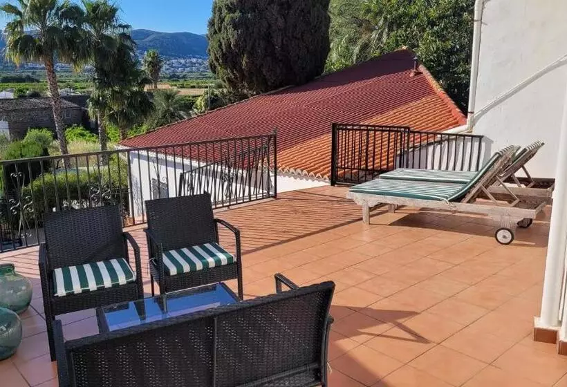 Aamiaismajoitus (B&B) Casa Alestelou