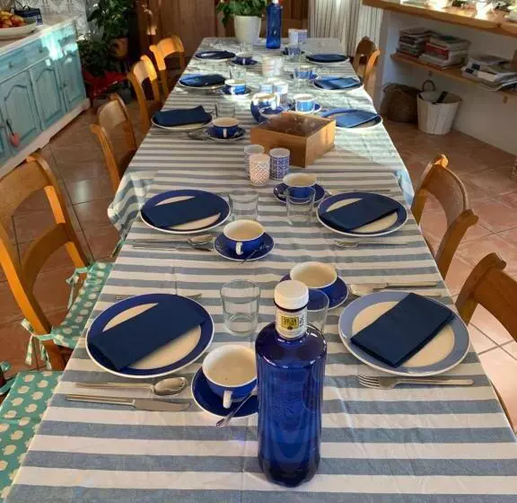 Aamiaismajoitus (B&B) Casa Alestelou