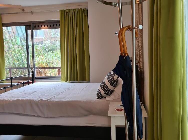 Bed and Breakfast Great Canal Studio   Water View & Free Parking