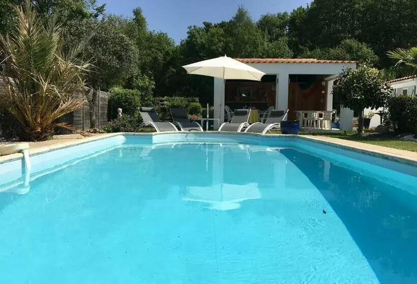 Aamiaismajoitus (B&B) La Ferme Du Preneau