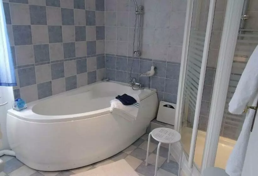 Aamiaismajoitus (B&B) La Ferme Du Preneau