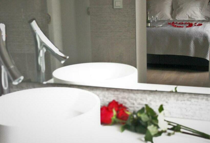 تختخواب و صبحانه Les Begards Espace 9