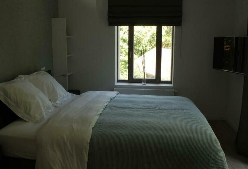 تختخواب و صبحانه Les Begards Espace 9