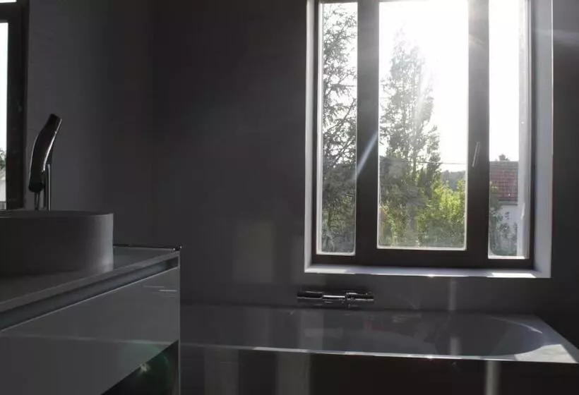 Aamiaismajoitus (B&B) Les Begards Espace 9